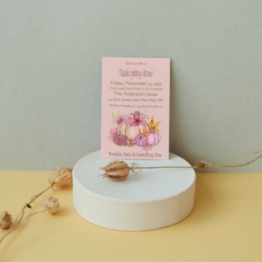 スパイスと素敵なピンクのカボチャ感謝祭ディナー 招待状