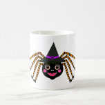 スパイダーウィッチハロウィーン コーヒーマグカップ<br><div class="desc">このスパイダー婦人はハロウィーンの準備ができていて、全員が魔女の帽子と靴を身にまとっていた。</div>