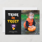 スパイダーキャンディーコーンのトリックまたはハロウィーンの写真を扱う シーズンカード (正面)