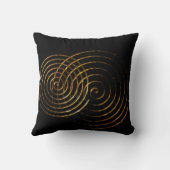 スパイラルケルト記号金ゴールド金属 クッション (裏面)