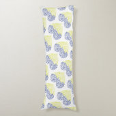 スパイラルスワーズメハンディハートウクライナ国旗の色 ボディピロー (正面縦)