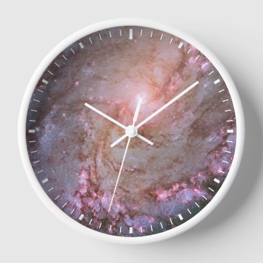 スパイラル銀河系M83、星の形成で燃え上がる。 壁時計 (正面)