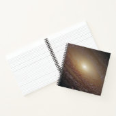 スパイラル銀河系Ngc 2841 ノートブック (内部)