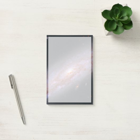 スパイラル銀河系Ngc 3972. ポストイット (オフィス)