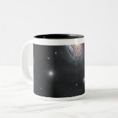 スパイラル銀河系NGC 4911 ツートーンマグカップ (正面左)