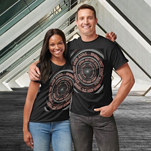 スパイラ保ルアウト – ツール – レトロアートT型 Tシャツ