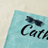 スパキュウリを目に当てたイラストレーション ビーチタオル (インサイチュ)