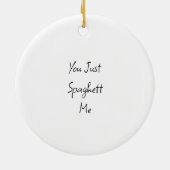 スパゲティパーソナライズされたクリスマス セラミックオーナメント (裏面)