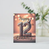 スパンコールがキラキラ輝くパーティーハットでお誕生日おめでとう(12歳の誕生日おめでとう) ポストカード (スタンド正面)