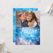 スパークリーなブルーのスノーフレークのクリスマスフォト カード (正面/裏面インサイチュ)