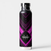 スパークリーのメタリックホットピンクのブラックシェブロンモノグラム ウォーターボトル (左面)