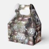 スパークリー銀とピンクの弦ビーズ フェイバーボックス (正面サイド)