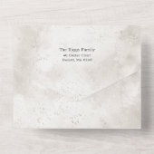 スパークリー雪のシーン冬のフローラ写真 オールインワン招待状 (裏面)