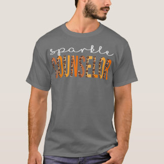スパークルカウンセラーヒョウかわいい秋秋の感謝祭 Tシャツ