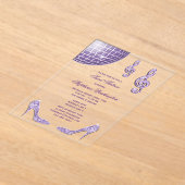 スパークルヒールとパープルディスコボールスウィート16 アクリル招待状 (レイダウン)