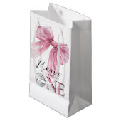 スパークルピンクコケットボウ1st スモールペーパーバッグ (正面アングル)