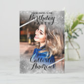 スパークル シルバー グリッター シーケンス コーナー フォト バースデー 招待状 (スタンド正面)