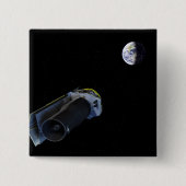 スピッツァーは高利得アンテナを指している 缶バッジ (正面)