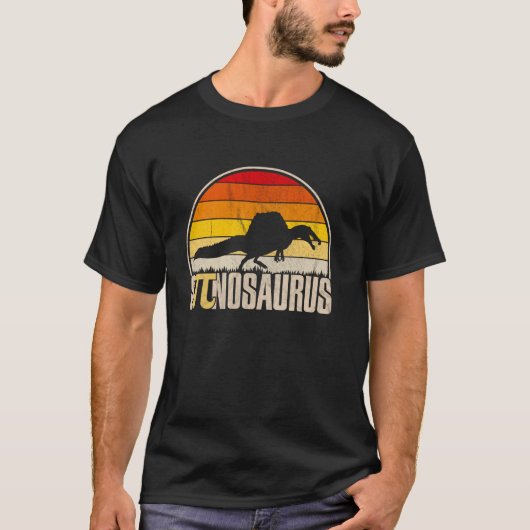 スピノサウルスPi恐竜おもしろい – 数学ギークPi日 Tシャツ (正面)