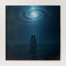 スピリチュアルの女性が宇宙を見上げる天国