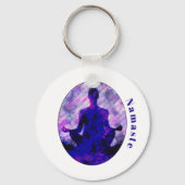 スピリチュアルパープルシッティングヨガポーズナマステ キーホルダー (正面)