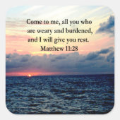 スピリチュアルマタイ11:28日の出の聖なる書物、 経典写真 スクエアシール (正面)