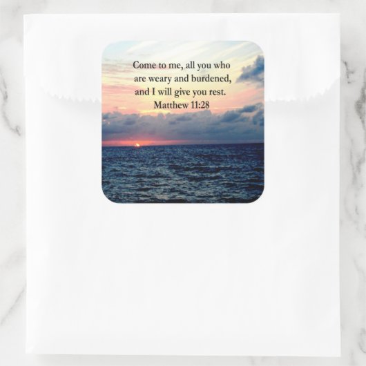 スピリチュアルマタイ11:28日の出の聖なる書物、 経典写真 スクエアシール (バッグ)