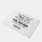 スピリチュアルリフレクションアート – 1 John 2:16 ドアマット (アングル)