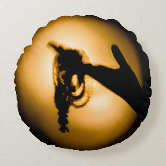 スピリチュアルロザリータスベエアート ラウンドクッション (正面)