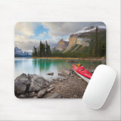 スピリット·アイランドの海岸にあるシーカヤック マウスパッド (マウス)