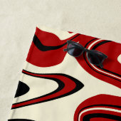 スピル – 赤とクリーム ビーチタオル (インサイチュ)