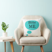 スピーチの泡は私をタイポグラフィかみます クッション (椅子)