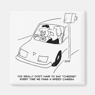 スピードおもしろいカメラ漫画で男の運転を示す マグネット