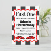 スピード狂赤レーシングカーマッチョ1歳誕生日パーティー写真 招待状 (スタンド正面)