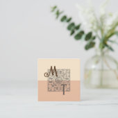 スフィンクス・ルネッサンス・バロック・ベージュ スクエア名刺 (スタンド正面)