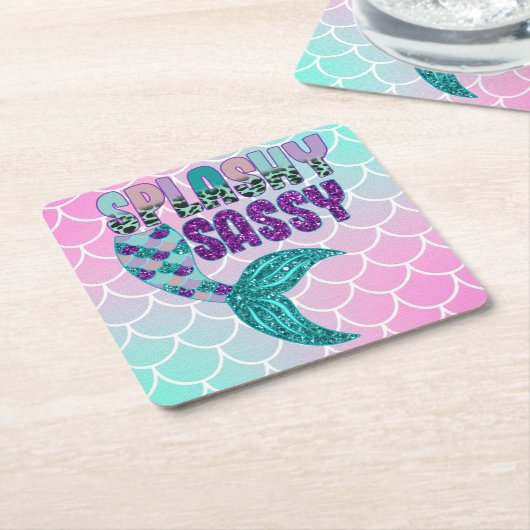スプガーリーラシーなピンクの紫の緑の人魚の尾 スクエアペーパーコースター (アングル)