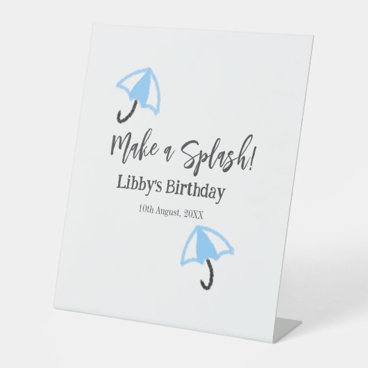 スプラッシュブルーの傘の夏のプールの誕生日p 台座サイン (正面)