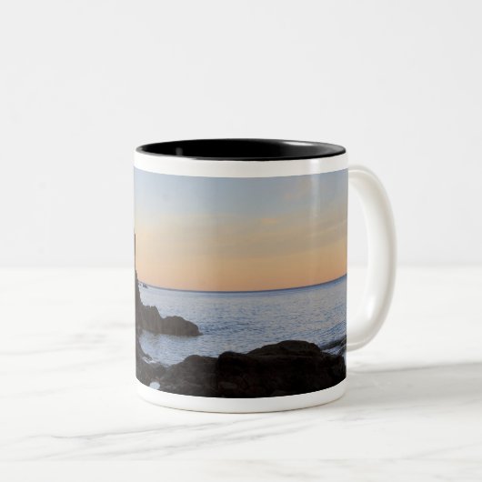 スプリットロックライトハウスアットサンセットトゥー ツートーンマグカップ (正面右)