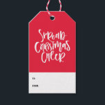 スプレッドクリスマス応援ハンドレターレッドホリデイ ギフトタグ<br><div class="desc">クリスマスの応援を愛する人に広げる手のレタリングのタイポグラフィモダン、赤い背景の雪のパターンを特徴お洒落とする、この休日のギフトのラベル。このデザインは他の色で使用できる。</div>