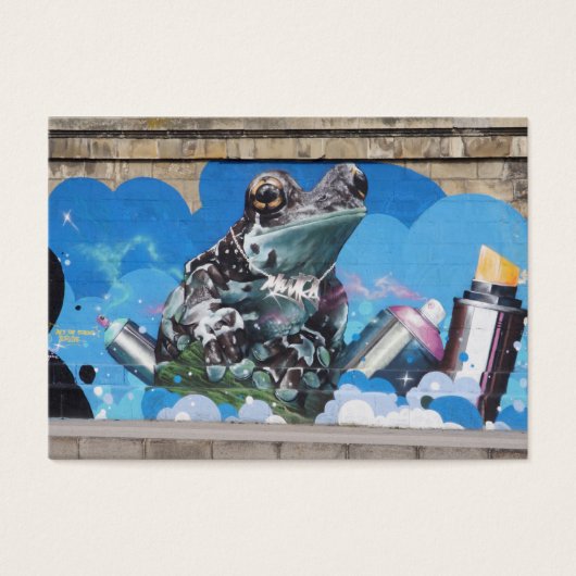 スプレーカッコいい缶の間のカエル落書き (正面)