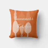 スプーンモダンコーラルオレンジパーソナライズされた枕 クッション (正面)