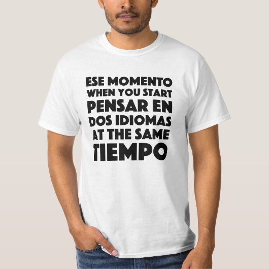 スペインのかスペインのな学習者のおもしろTシャツの学生 Tシャツ (正面)