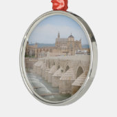 スペインのなクリスマスツリーのオーナメント- Cordova、スペイン メタルオーナメント (左)