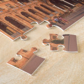 スペインのセビリアにあるエスパナ広場。 ジグソーパズル (側面)