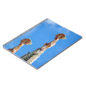 スペインのバルセロナにあるLa Sagrada Familiaのスパイア ノートブック (左側)