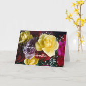 スペイン語: 誕生日の花束の/Cumpleaのños カード (黄色い花)