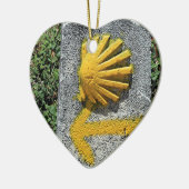 スペイン，エルカミーノのシェルと矢印のサイン セラミックオーナメント (左)