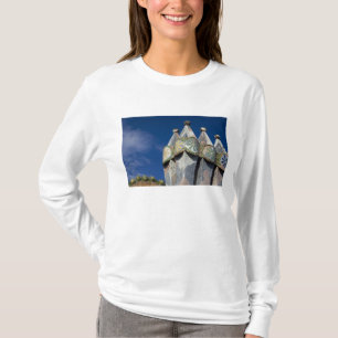 スペイン、カタルーニャ州、バルセロナ。カサ・バットロー (1906) Tシャツ