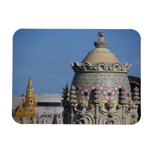 スペイン、カタロニア、バルセロナ。バルセロナの屋上 マグネット (横)