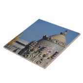 スペイン、カタロニア、バルセロナ。バルセロナ屋根の上 タイル (側面)